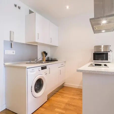 Apartman Azvalia - Edificio Parque
